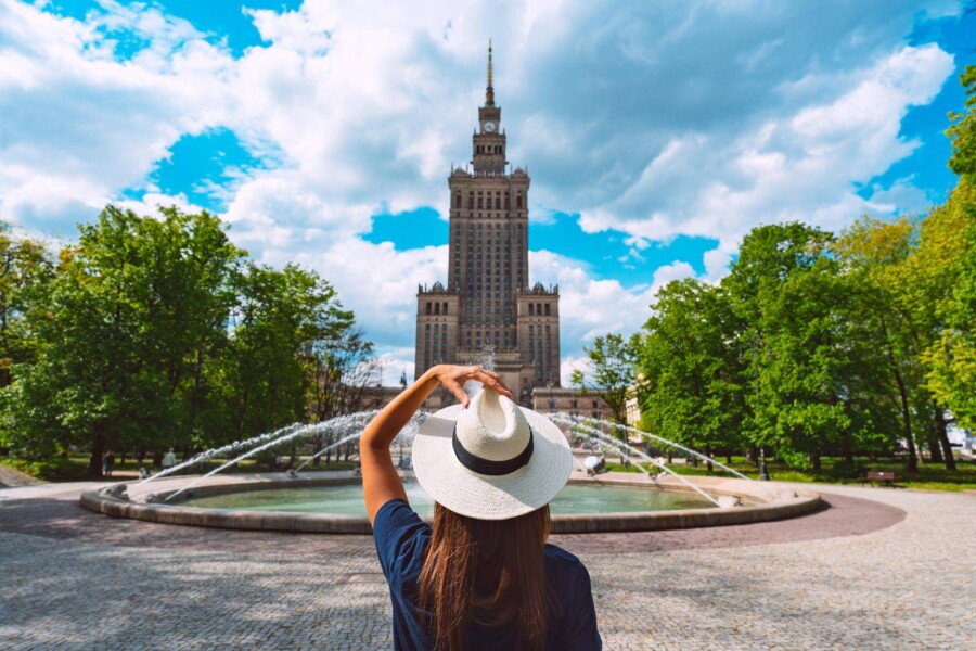 Dlaczego warto odwiedzić Warszawę podczas weekendu?