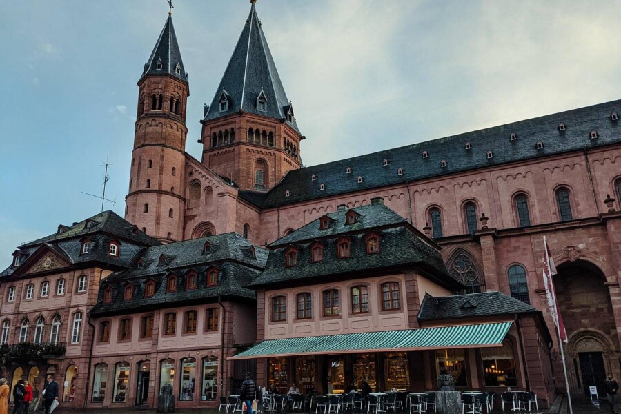 Poznań gdzie warto iść na spacer i odpoczynek